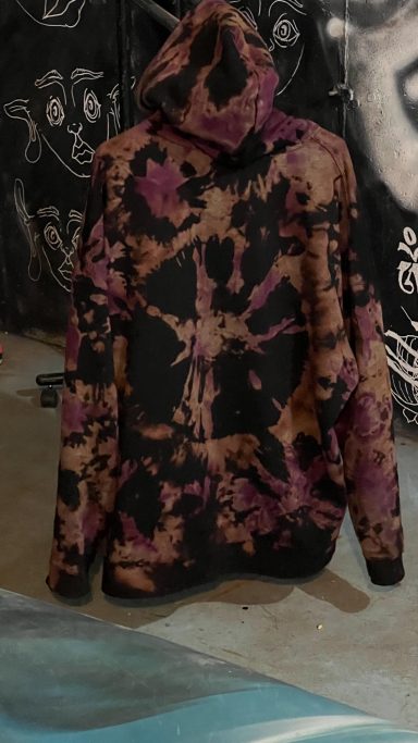 reverse tie dye hoodie 40$